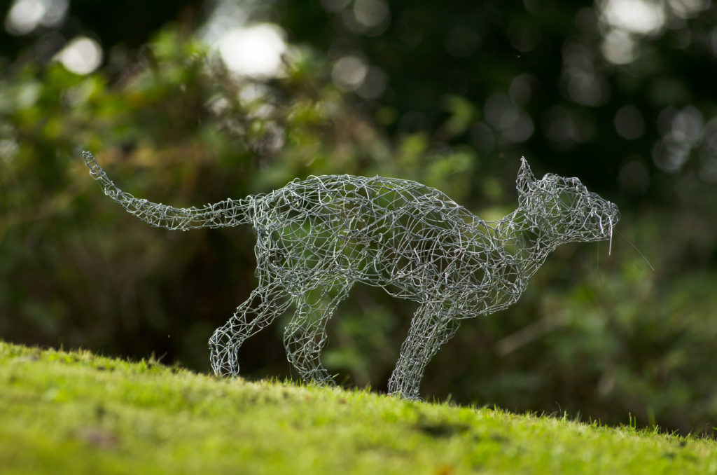 Sculpture of a cat made from galvanised steel wire